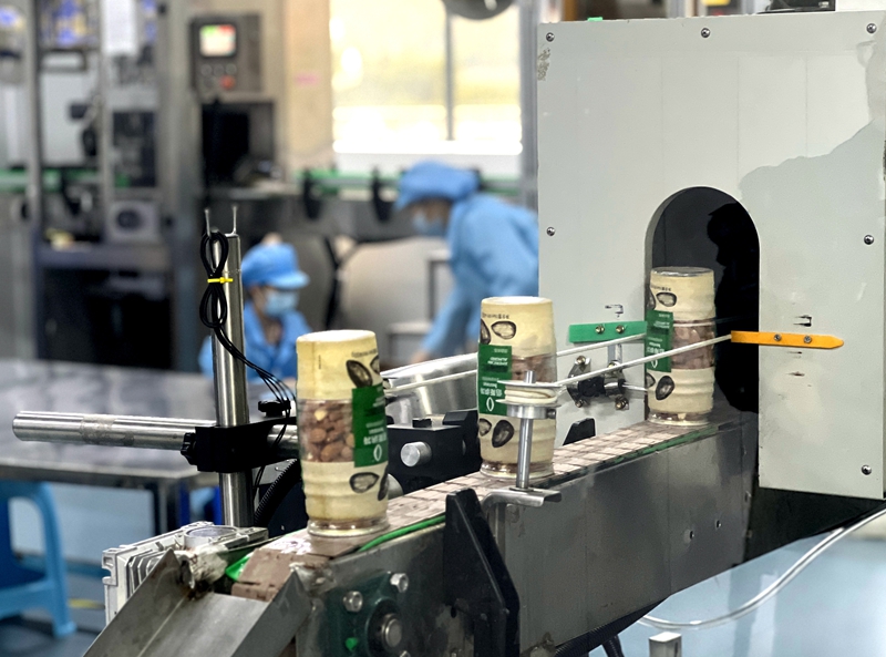 2、生產線上的成品。江勇 攝