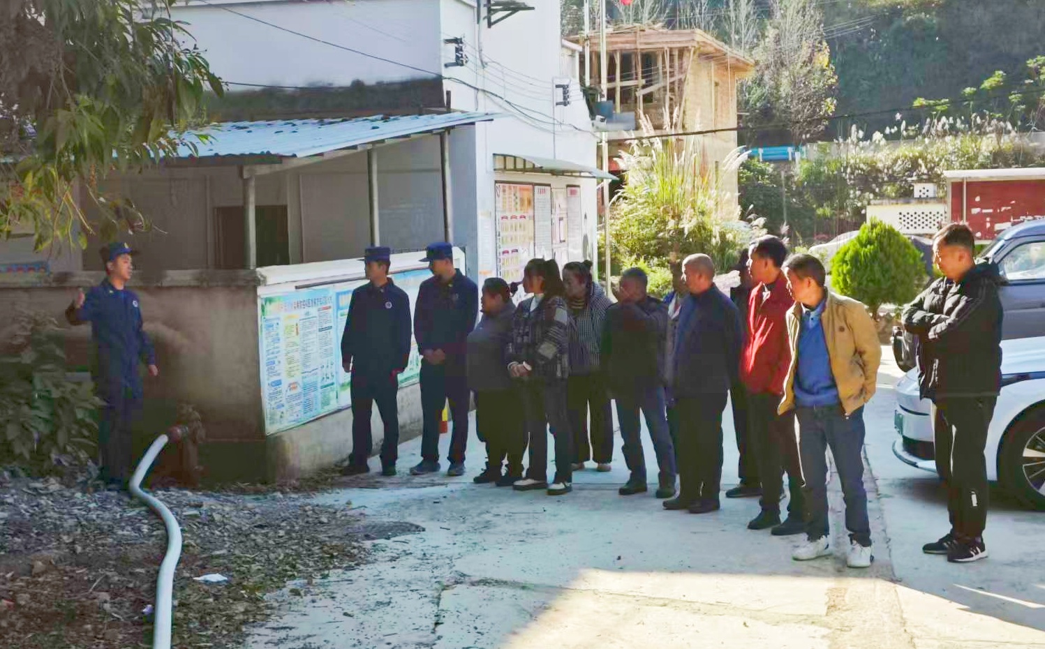 施秉縣甘溪鄉開展消防演練。