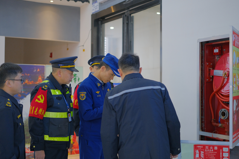 檢現(xiàn)場(chǎng)。楊杰攝