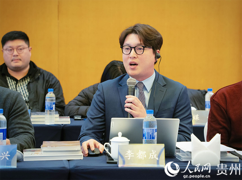 “一路黔行?爽居暢游”共創(chuàng)分享交流會(huì)。人民網(wǎng) 陽(yáng)茜攝