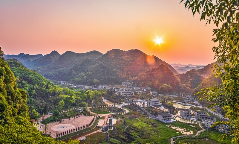 1 阿歪寨。 婁勇平 攝 .jpg