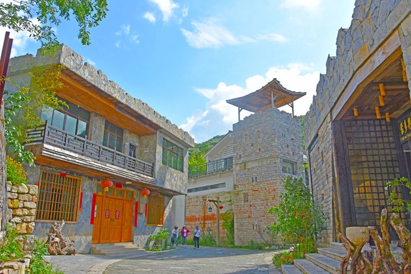 2 牛蹄關(guān)民宿。趙振華攝.jpg