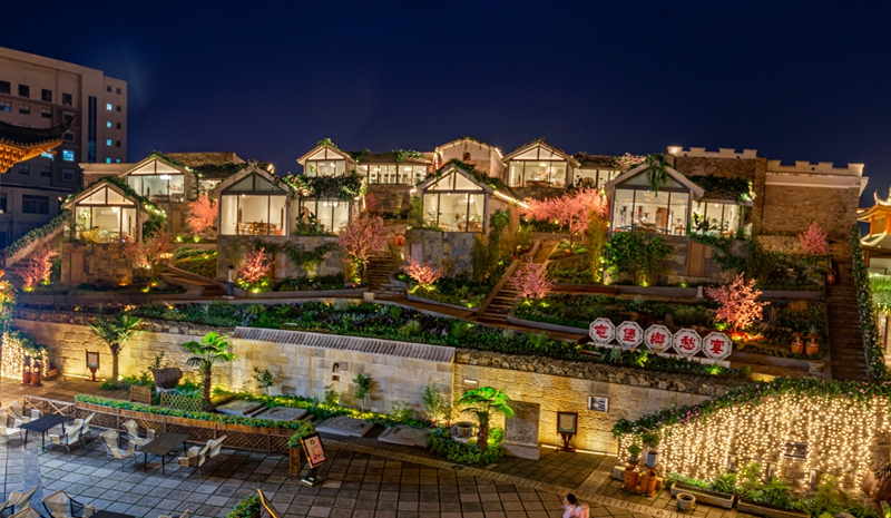 8 屯堡鄉(xiāng)愁宴。湯玲玲 攝 .jpg