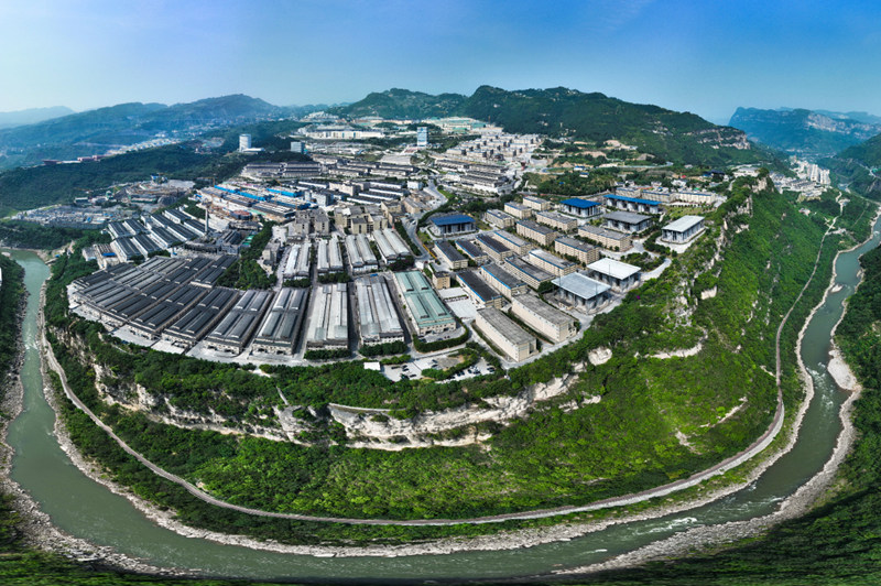 習酒集團廠區全景。