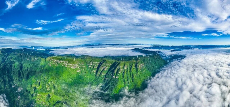 烏蒙大草原(易俊 攝).jpg