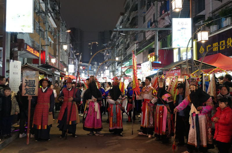 安順顧府街新春期間客流爆棚。