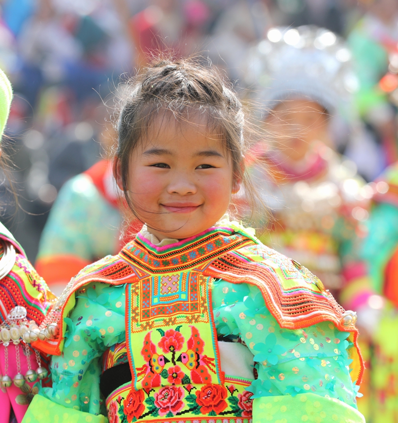跳月場中的苗族萌娃。