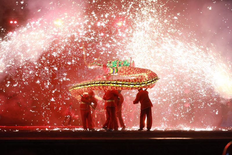 “祥龍競技”與“花筒王”爭霸。