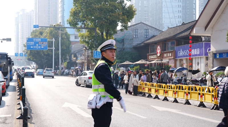 “百萬客流”見證城市治理溫度。