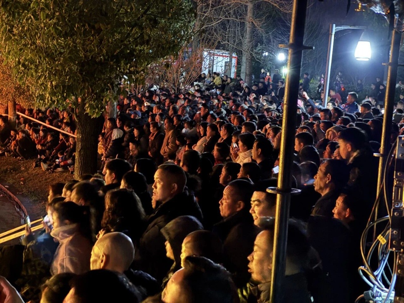 5 圖為安順2026 年春節 “村晚” 活動現場