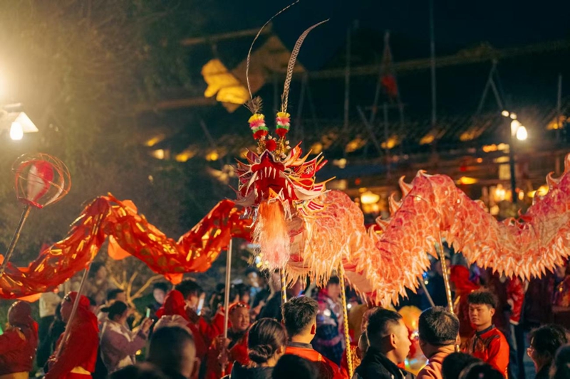 368條祥龍共舞,勾勒遵義最濃年味。