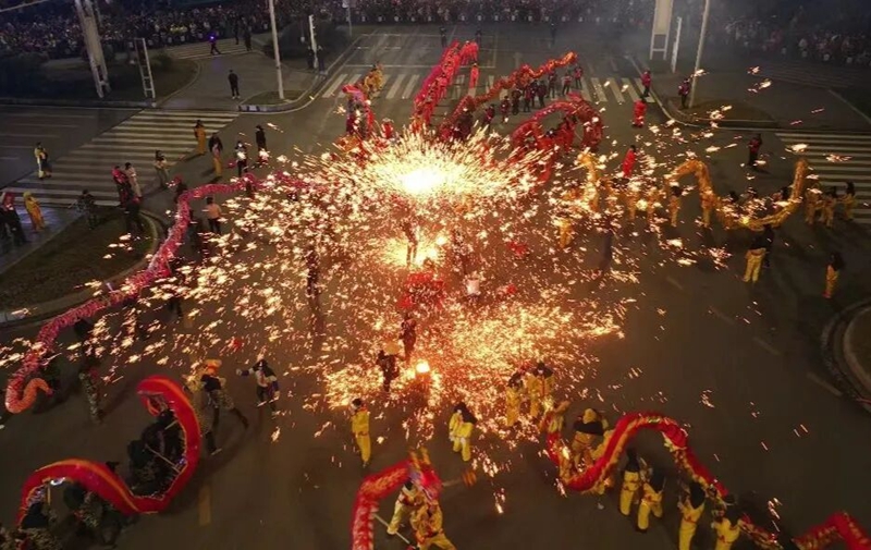 368條祥龍共舞，勾勒遵義最濃年味。