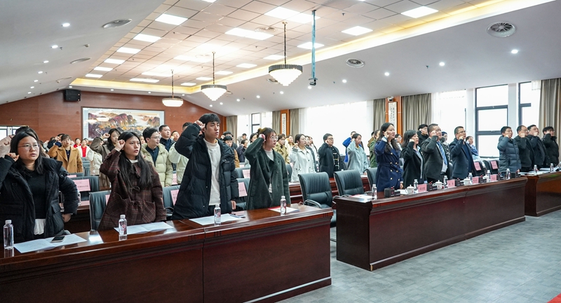 共同宣誓。陸勁松 攝.jpg