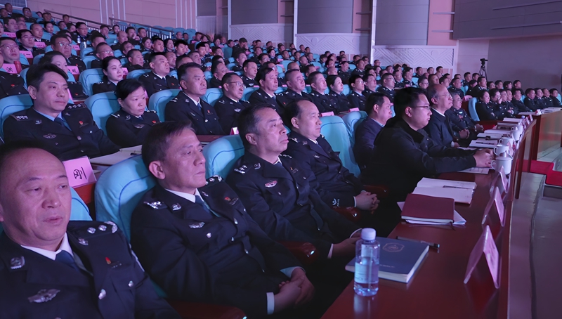 3 圖為報告會現場