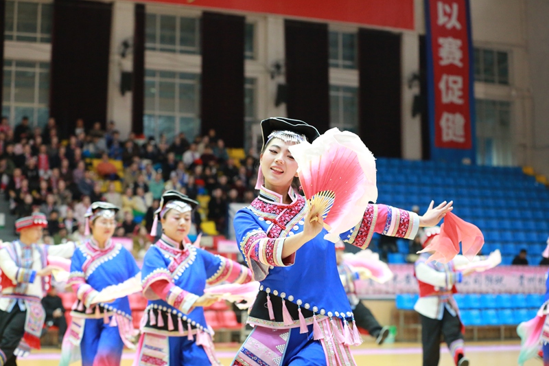 圖為3月7日，印江土家族苗族自治縣花燈廣場舞大賽現場。梅亞軍 攝    (5)