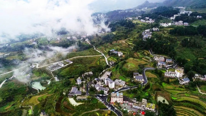 5、堯龍山和美鄉(xiāng)村。桐梓縣融媒體中心供圖