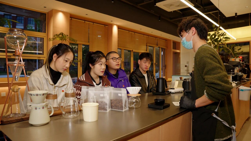 調(diào)研現(xiàn)場。貴州大學(xué)供圖