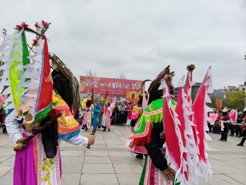 非遺進鄉村，傳承技藝，延續文脈。