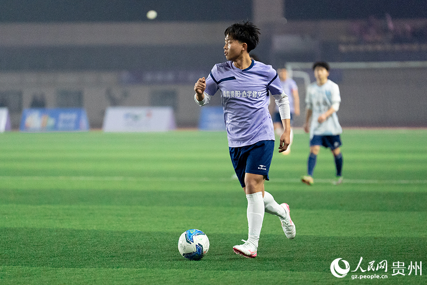 2026我要上“城超”貴陽市足球選拔賽揭幕戰(zhàn)現場。人民網記者 涂敏攝