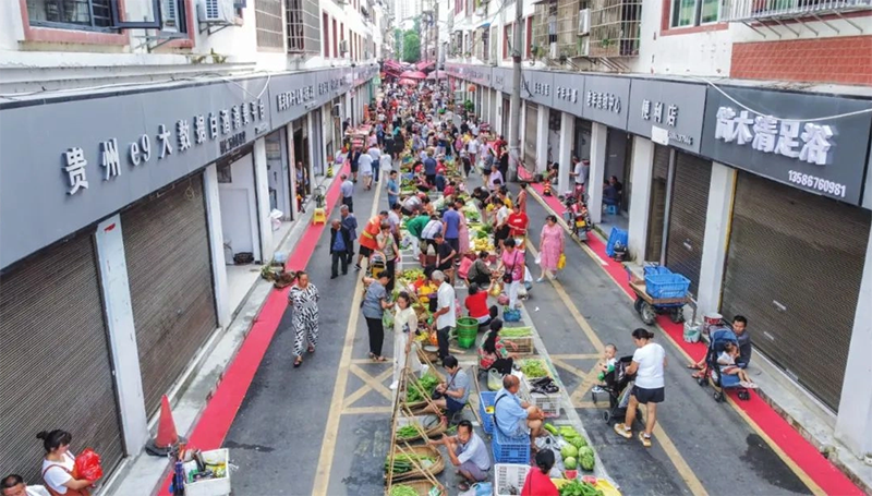 改造提升后的農貿市場。