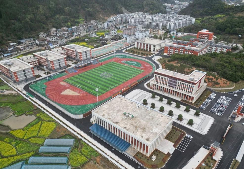 從江一中新校區(qū)俯瞰全景圖。