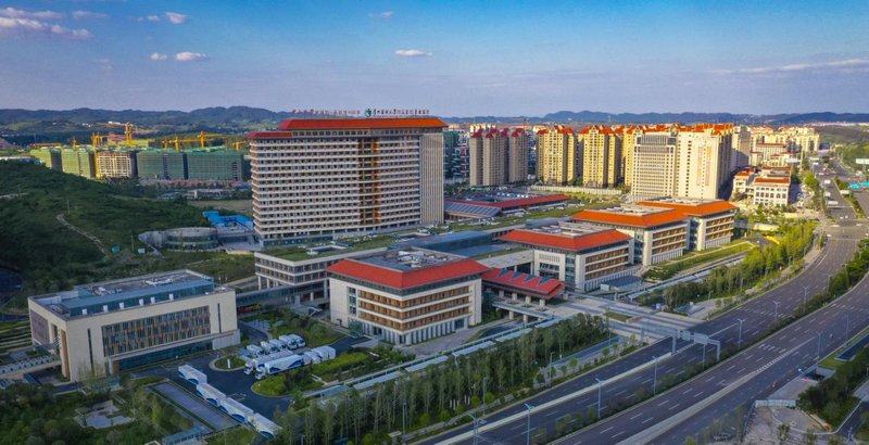 中山大學附屬第一醫院貴州醫院（貴州醫科大學附屬醫院貴安院區）全景。