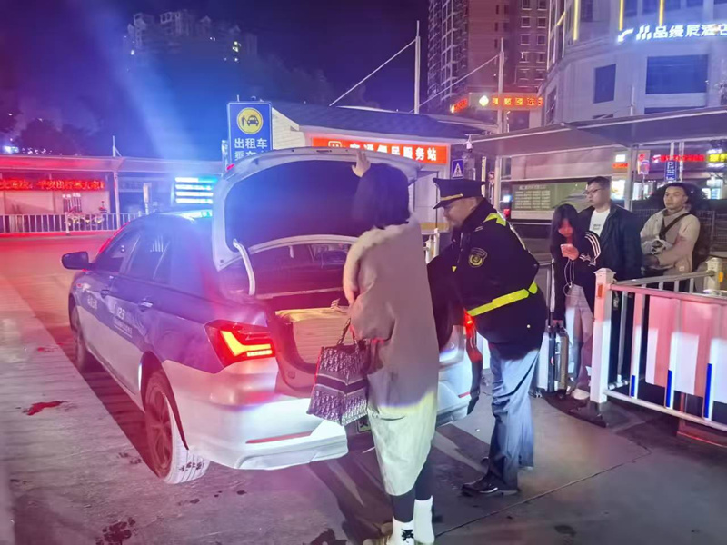 216.88萬人次 銅仁2026年春運圓滿收官。