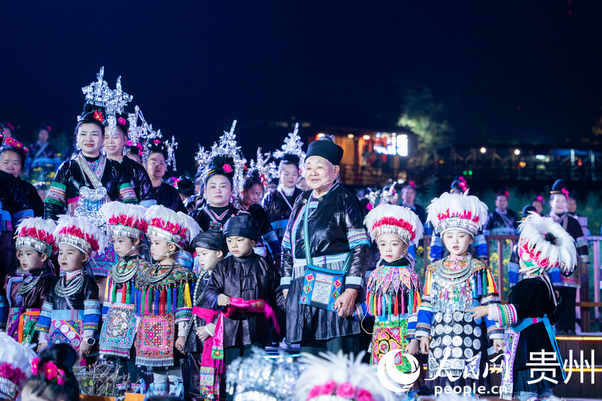 文化交流專場晚會現場。人民網 陽茜攝