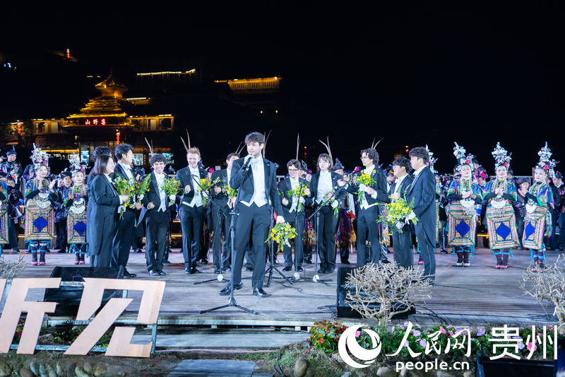 文化交流專場晚會現場。人民網 陽茜攝