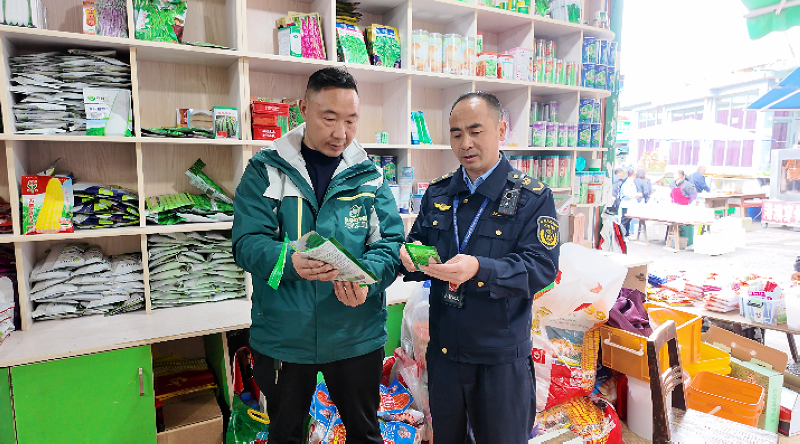 指導商家如何選擇進貨。稅會靜攝