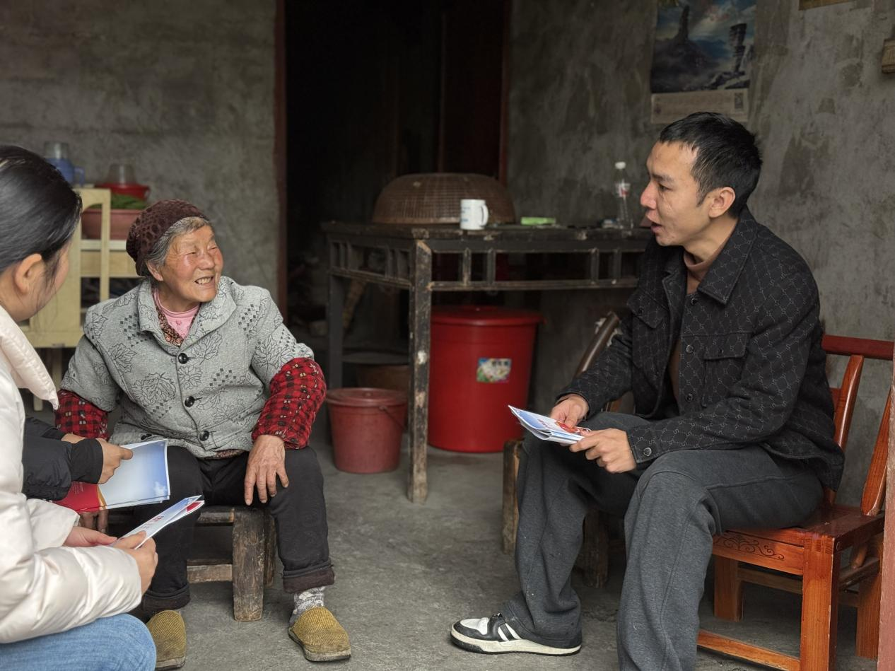 文化潤心凝合力 陣地強基興鄉村。