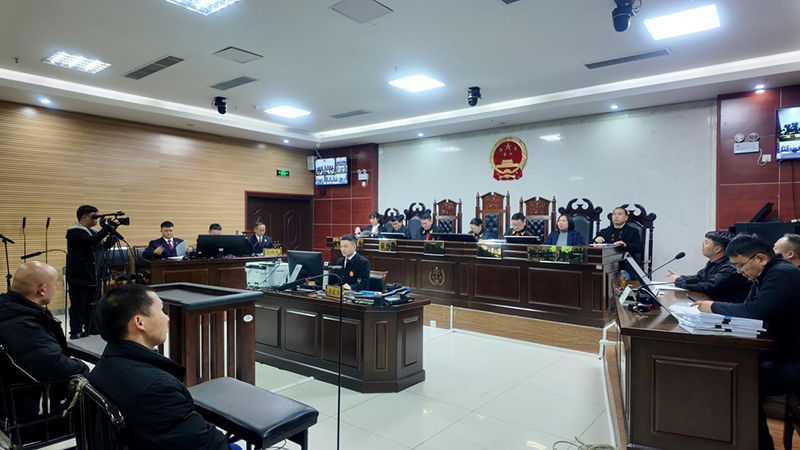 3月24日銅仁市江口縣人民法院梵凈山環境保護法庭一審開庭現場 朱子立攝