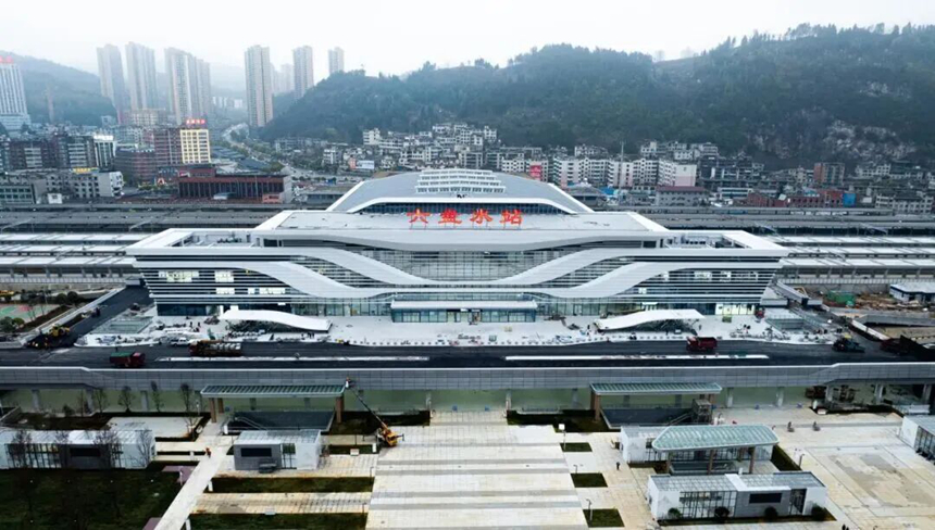 六盤水火車站。