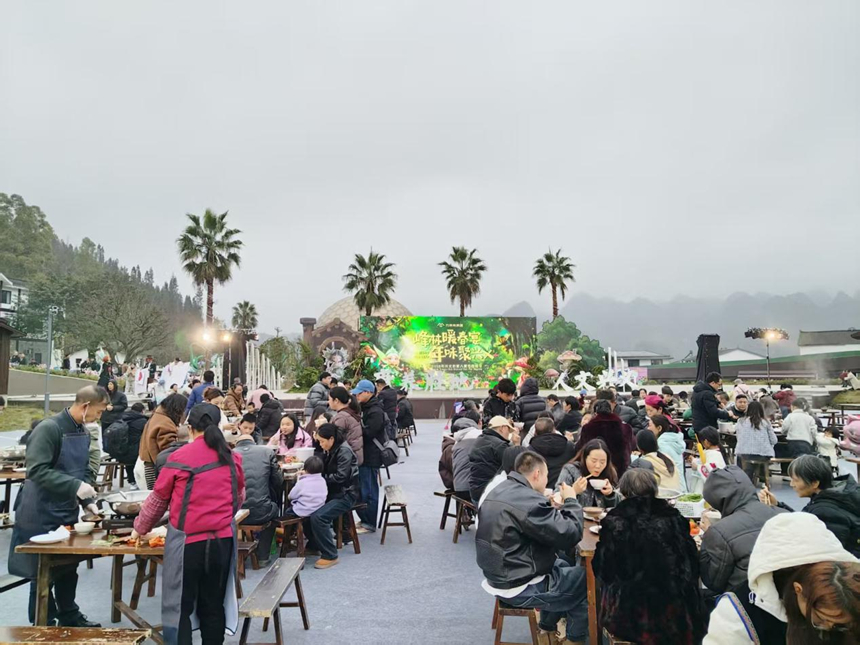 羊湯鍋節現場。