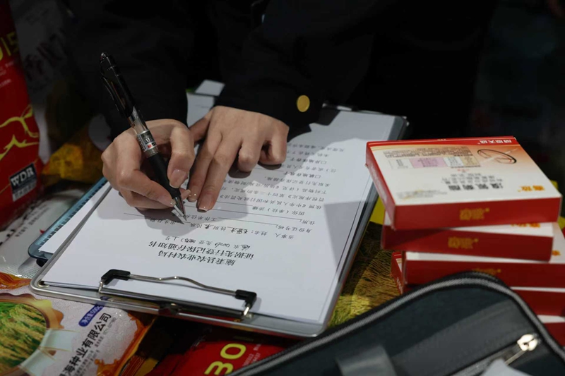 嚴查農資護春耕 筑牢糧食安全“真政績”。