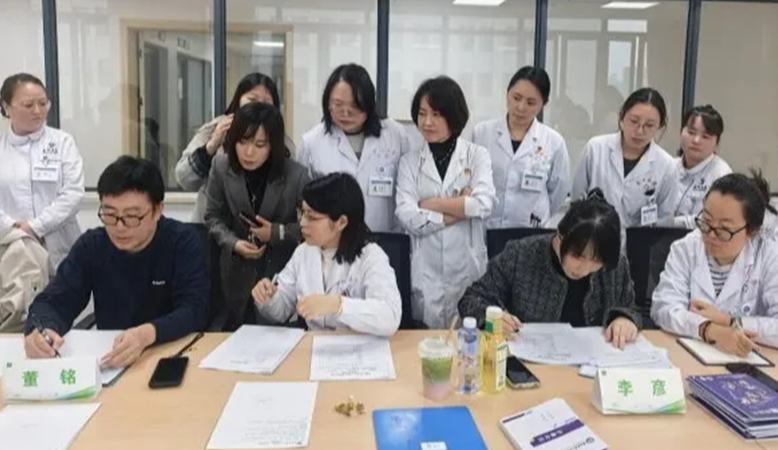 “黔山論道——頭痛精準診療研討會”在貴陽舉行