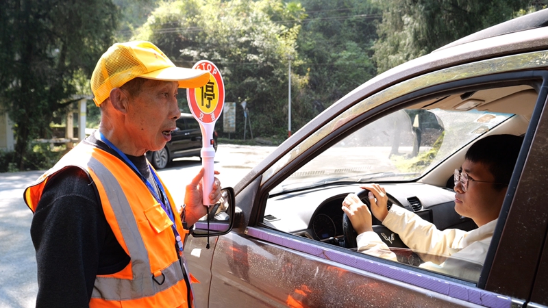 松桃冷水溪鎮：筑牢“防火墻” 守護綠水青山。