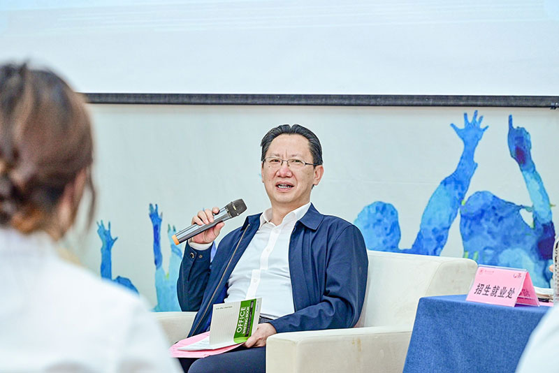 陳應勇講話。